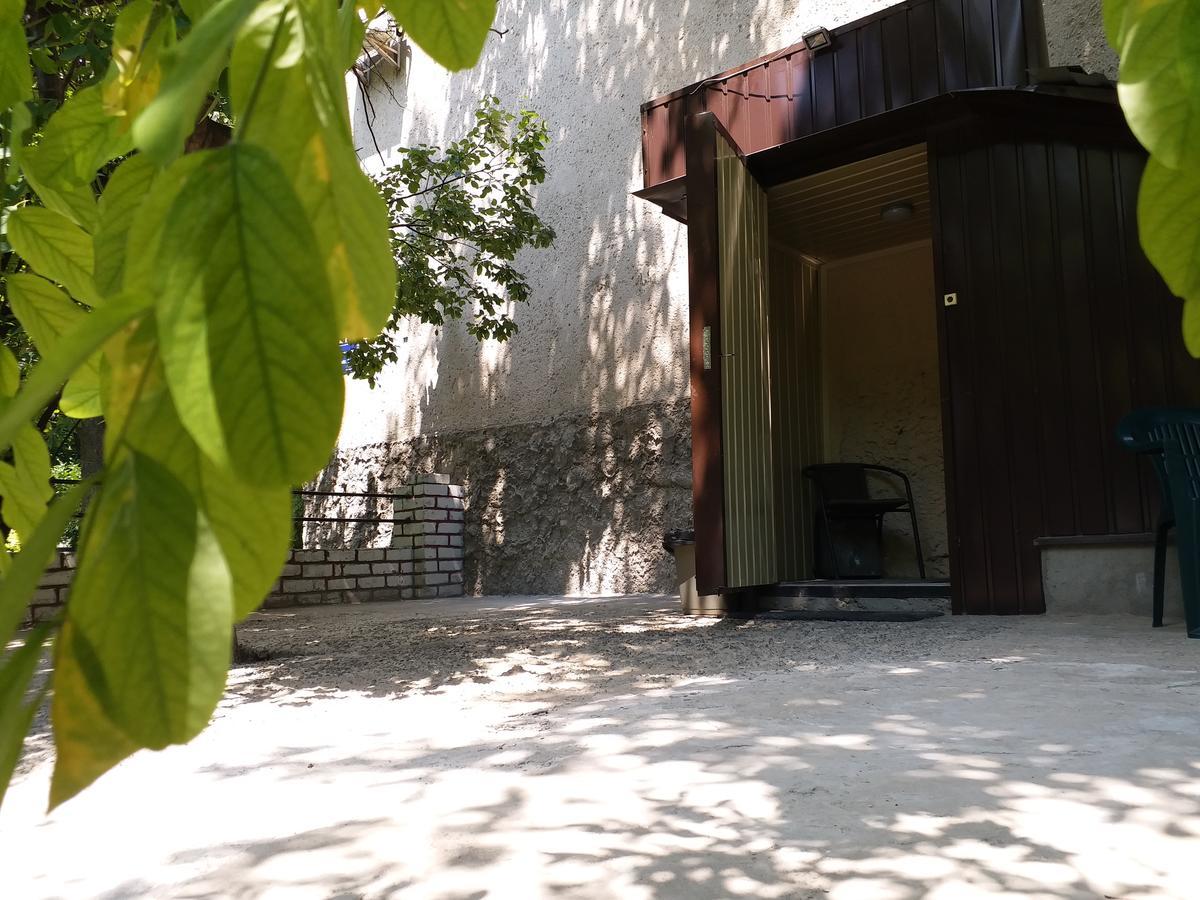 Nochka Hostel Odessa Luaran gambar